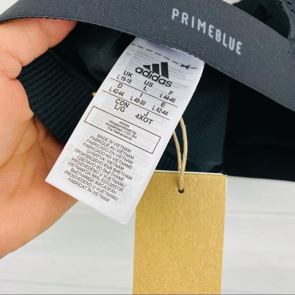 Adidas | Women’s Black Sports bra - Picture 5 of 5